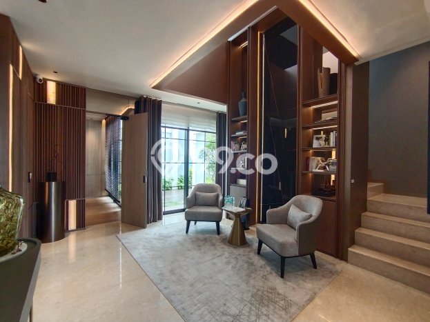 Ready to Use! Luxury House LT 153m2 Desain Elegan di BSD City Ready to Use! Luxury House LT 153m2 Desain Elegan di BSD City