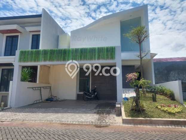 PENAWARAN TERBATAS! Rumah Premium area Citraland, Luas 180m² Bangunan 230m² PENAWARAN TERBATAS! Rumah Premium area Citraland, Luas 180m² Bangunan 230m²