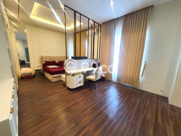Rumah LT 200m² / LB 200m² One Gate System di Wiyung, Surabaya Rumah LT 200m² / LB 200m² One Gate System di Wiyung, Surabaya