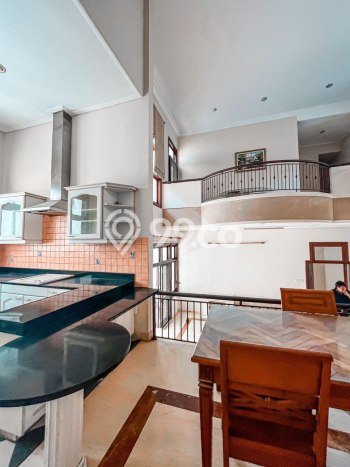 HARGA SPECIAL! Rumah Nyaman area Graha, Surabaya, LT 375m² LB 550m² Bisa Nego! HARGA SPECIAL! Rumah Nyaman area Graha, Surabaya, LT 375m² LB 550m² Bisa Nego!