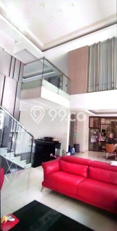 Rumah 4 Kamar Harga Terjangkau di Pakuwon Indah, Surabaya Rumah 4 Kamar Harga Terjangkau di Pakuwon Indah, Surabaya
