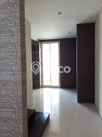 Rumah Lingkungan Asri di Wiyung, Surabaya, LT 178m² LB 164m² Rumah Lingkungan Asri di Wiyung, Surabaya, LT 178m² LB 164m²