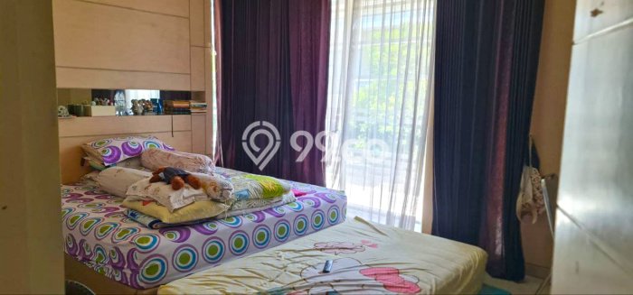 HARGA SPESIAL! Rumah Modern area Citraland, Surabaya, LT 180m² LB 220m² Bisa Nego! HARGA SPESIAL! Rumah Modern area Citraland, Surabaya, LT 180m² LB 220m² Bisa Nego!