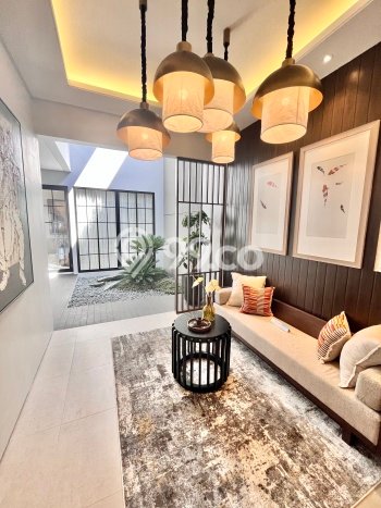 Hunian Elit LB 370m2 Siap Pakai Desain Elegan di Citraland, Surabaya Hunian Elit LB 370m2 Siap Pakai Desain Elegan di Citraland, Surabaya
