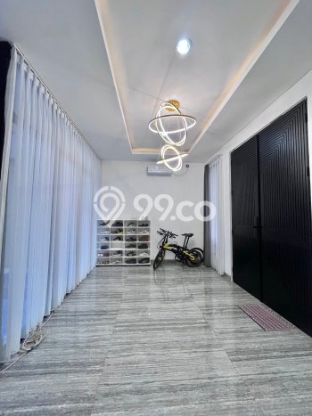 Ready to Use! Luxury House LT 210m2 Desain Modern di Citraland Ready to Use! Luxury House LT 210m2 Desain Modern di Citraland