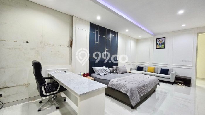 For Sale! Premium House LT 192m2 Desain Modern di Pakuwon Indah For Sale! Premium House LT 192m2 Desain Modern di Pakuwon Indah