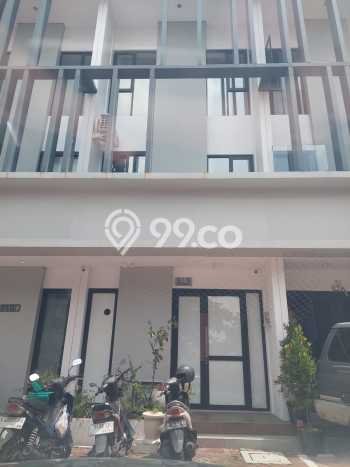 Unit Ruko Dijual di Wiyung Surabaya 183m2 Unit Ruko Dijual di Wiyung Surabaya 183m2