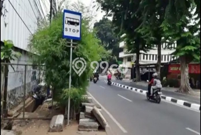 Rumah Mewah Siap Huni LT 410m2 di Kebayoran Lama, Jakarta Selatan Rumah Mewah Siap Huni LT 410m2 di Kebayoran Lama, Jakarta Selatan