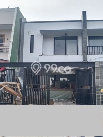 Rumah Mewah LB 180m2 Siap Huni Desain Elegan di Meruya, Jakarta Barat Rumah Mewah LB 180m2 Siap Huni Desain Elegan di Meruya, Jakarta Barat