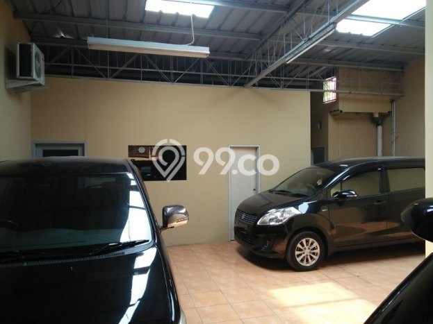 Komersial Usaha Dijual di Cipondoh Tangerang LT 240m2 & LB 200m2 Komersial Usaha Dijual di Cipondoh Tangerang LT 240m2 & LB 200m2