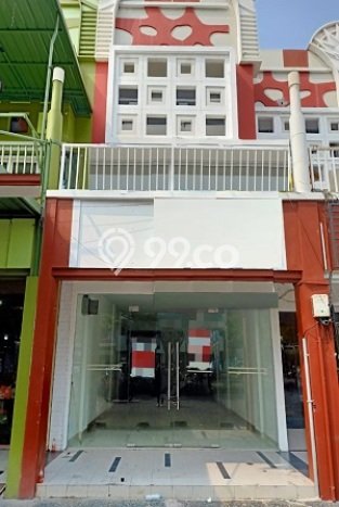 Ruko Dijual di Jakarta Barat LT 81m2 & LB 181m2 Lokasi Terbaik! Ruko Dijual di Jakarta Barat LT 81m2 & LB 181m2 Lokasi Terbaik!