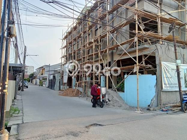 Dijual Rumah 3 Kamar Lokasi Ideal Bagus dan Strategis di Kebon Jeruk Dijual Rumah 3 Kamar Lokasi Ideal Bagus dan Strategis di Kebon Jeruk