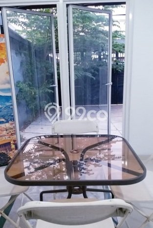 Siap Huni Rumah Mewah 3 Kamar di Kebon Jeruk Dekat ke Mana Pun Siap Huni Rumah Mewah 3 Kamar di Kebon Jeruk Dekat ke Mana Pun