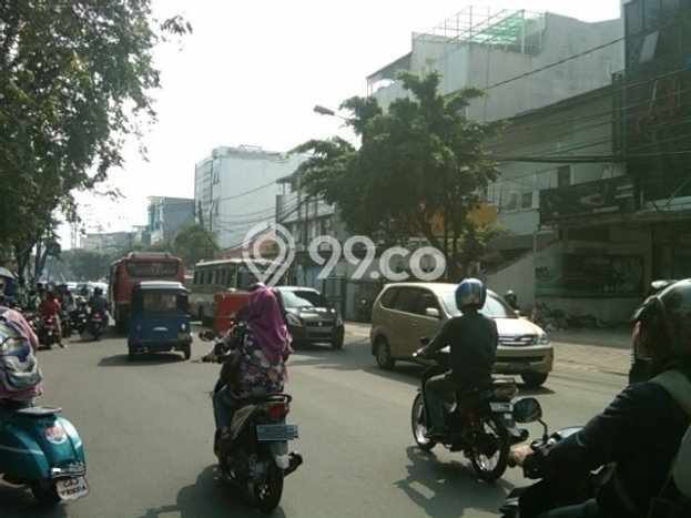 Ruko Dijual di Prime Area Jakarta Barat Luas 150m2 Ruko Dijual di Prime Area Jakarta Barat Luas 150m2