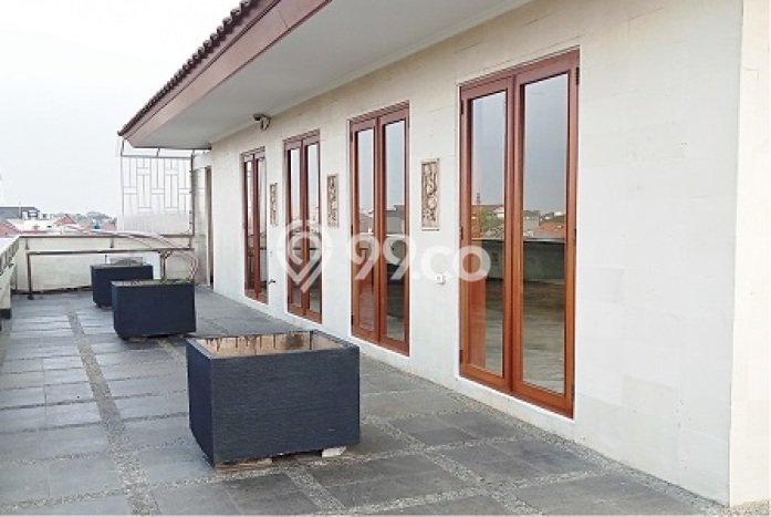 Rumah Luxury Modern Siap Huni di Taman Meruya Jakarta Barat Rumah Luxury Modern Siap Huni di Taman Meruya Jakarta Barat