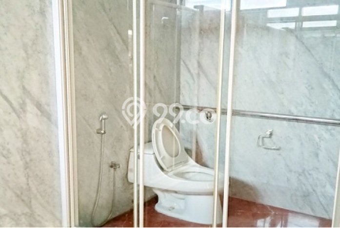 Rumah Luxury Modern Siap Huni di Taman Meruya Jakarta Barat Rumah Luxury Modern Siap Huni di Taman Meruya Jakarta Barat