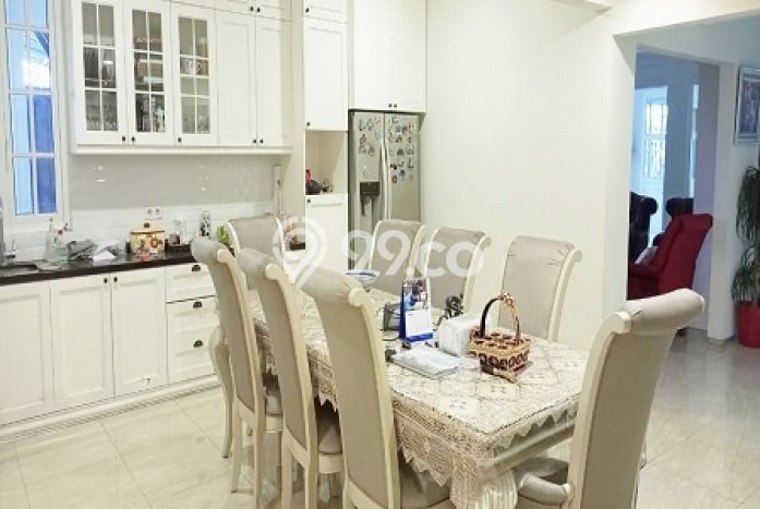 Dijual Rumah Luas Elegan Dengan View Eksklusif di Kemanggisan, Jakarta Barat Dijual Rumah Luas Elegan Dengan View Eksklusif di Kemanggisan, Jakarta Barat