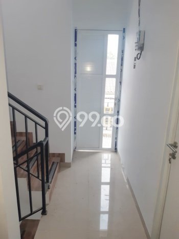 Kos-kosan Dijual di Tomang Jakarta Barat Luas 250m2 Kos-kosan Dijual di Tomang Jakarta Barat Luas 250m2
