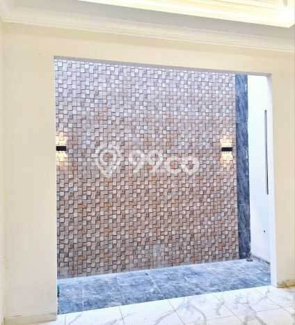 Hunian Elit LB 320m2 Siap Pakai Desain Elegan di Green Ville, Jakarta Barat Hunian Elit LB 320m2 Siap Pakai Desain Elegan di Green Ville, Jakarta Barat