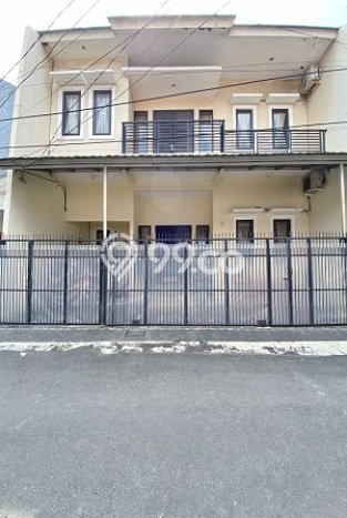 Jual Rumah Luas Elegan Dengan View Cantik di Tanjung Duren, Jakarta Barat Jual Rumah Luas Elegan Dengan View Cantik di Tanjung Duren, Jakarta Barat