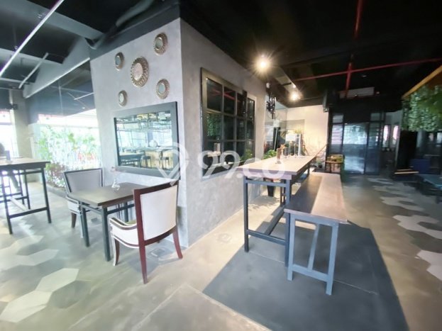 Hotel Kawasan Senen, Luas 2000m2m², Jalan Utama, Lokasi Strategis Hotel Kawasan Senen, Luas 2000m2m², Jalan Utama, Lokasi Strategis