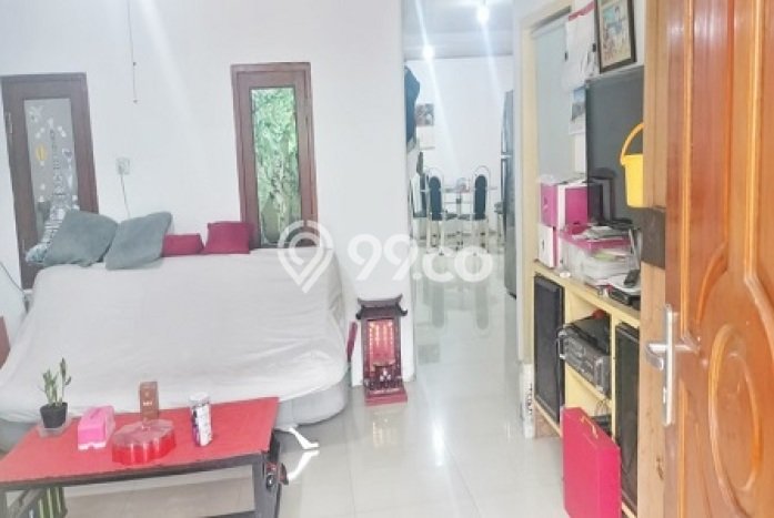 Jual Rumah Mewah Megah Dengan View Eksklusif di Jelambar, Jakarta Barat Jual Rumah Mewah Megah Dengan View Eksklusif di Jelambar, Jakarta Barat