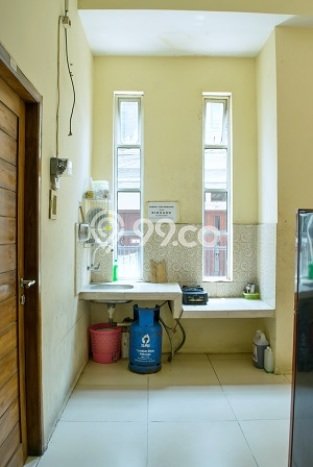 Kost Dijual di Grogol dengan 33 KT dan Luas 300m2 Kost Dijual di Grogol dengan 33 KT dan Luas 300m2