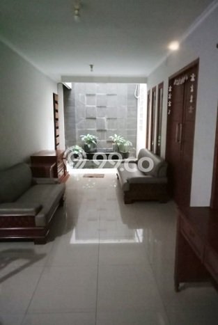 For Sale! Luxury House LT 180m2 Desain Elegan di Bintaro For Sale! Luxury House LT 180m2 Desain Elegan di Bintaro