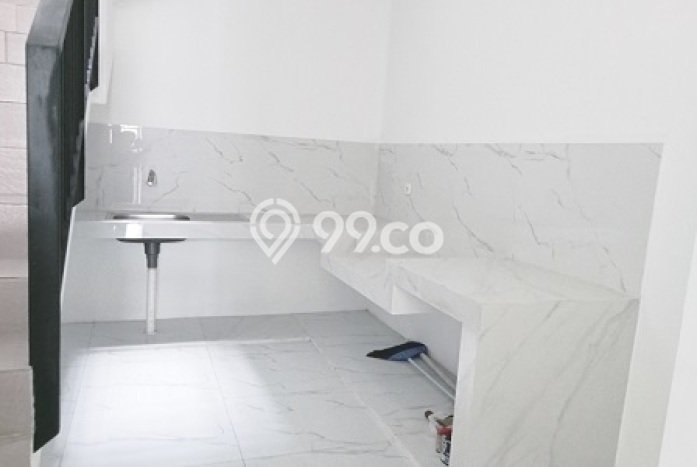 Jual Rumah Mewah Megah Dengan View Eksklusif di Sunrise Garden, Jakarta Barat Jual Rumah Mewah Megah Dengan View Eksklusif di Sunrise Garden, Jakarta Barat