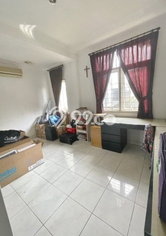 Ready to Use! Premium House LT 200m2 Desain Modern di Lippo Karawaci Ready to Use! Premium House LT 200m2 Desain Modern di Lippo Karawaci