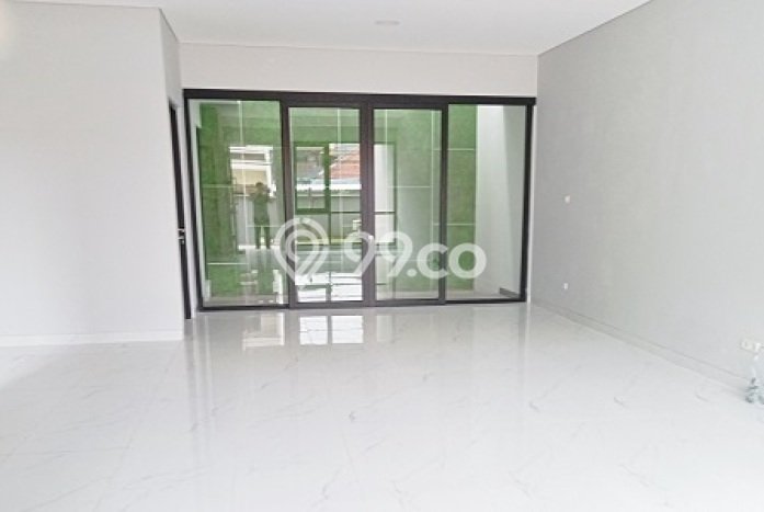 Jual Rumah Mewah Megah Dengan View Eksklusif di Sunrise Garden, Jakarta Barat Jual Rumah Mewah Megah Dengan View Eksklusif di Sunrise Garden, Jakarta Barat