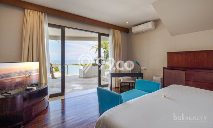 Vila Strategis di , Dimensi 2200m2m², Akses ke berbagai keperluan Vila Strategis di , Dimensi 2200m2m², Akses ke berbagai keperluan