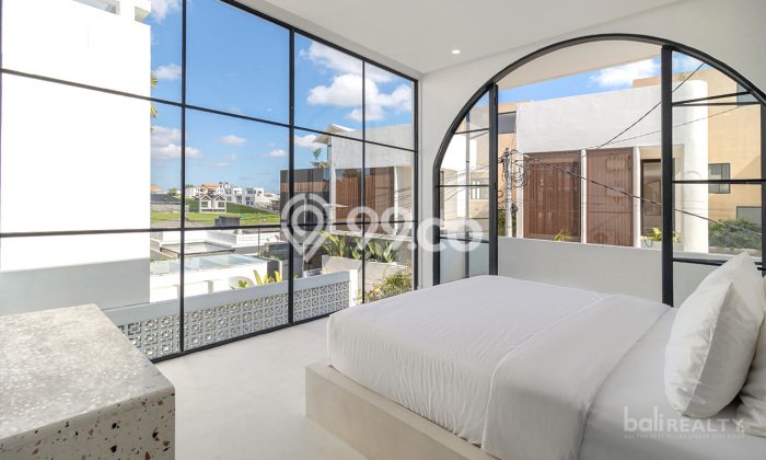 PELUANG INVESTASI! Vila di , Luas 156m2m², Hasil Tinggi PELUANG INVESTASI! Vila di , Luas 156m2m², Hasil Tinggi