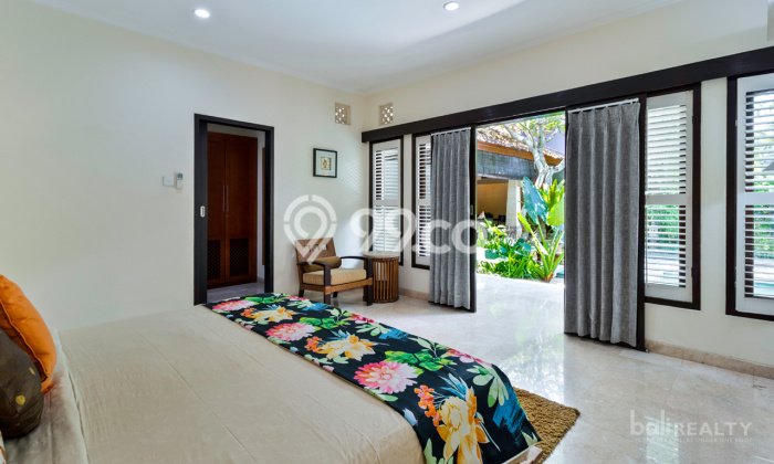 HARGA MENARIK! Vila Kawasan , Ukuran 3500m2m², Kawasan Tenang dan aman HARGA MENARIK! Vila Kawasan , Ukuran 3500m2m², Kawasan Tenang dan aman
