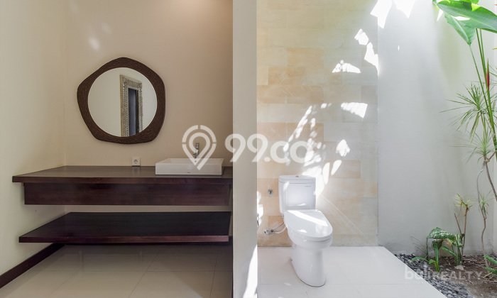 Tersedia Vila di , Luas 200m2m², Lokasi Strategis Tersedia Vila di , Luas 200m2m², Lokasi Strategis