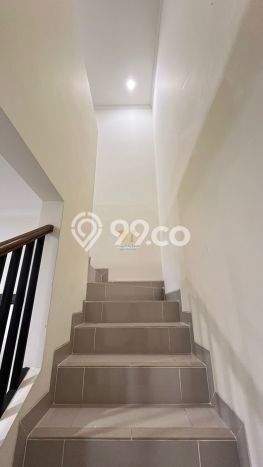 Rumah Modern 3 KT di Gading Serpong Tangerang Semi Furnished Rumah Modern 3 KT di Gading Serpong Tangerang Semi Furnished