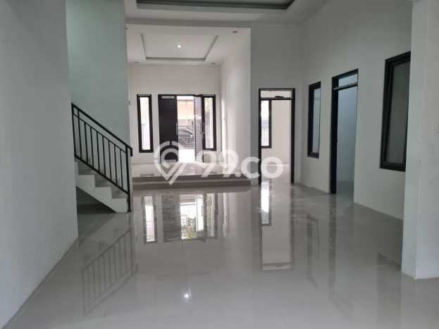 Rumah Strategis Modern Lb 200m2 di Margahayu, Bandung Rumah Strategis Modern Lb 200m2 di Margahayu, Bandung