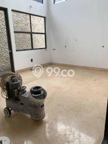 Ready to Use! Premium House LT 203m2 Desain Modern di Setra Duta Ready to Use! Premium House LT 203m2 Desain Modern di Setra Duta