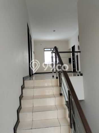 Disewakan! Rumah 6 Kamar Tidur &
6 Kamar Mandi di Kota Baru Parahyangan, Bandung Disewakan! Rumah 6 Kamar Tidur &
6 Kamar Mandi di Kota Baru Parahyangan, Bandung
