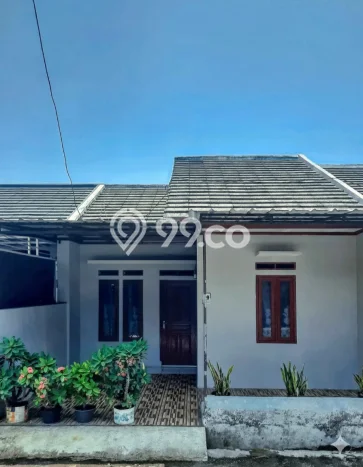 Lokasi strategis! Rumah siap huni disewakan di Margahayu LB 55m2 Lokasi strategis! Rumah siap huni disewakan di Margahayu LB 55m2