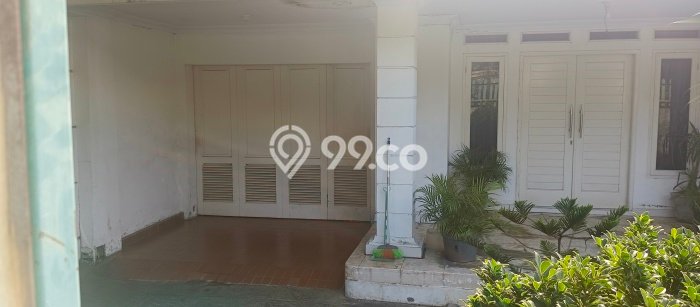 Siap Huni Hunian Elit 8 Kamar di Kebon Jeruk Dekat ke Mana Pun Siap Huni Hunian Elit 8 Kamar di Kebon Jeruk Dekat ke Mana Pun