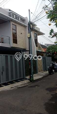 Dijual Hunian Rumah Nyaman 4 Kamar di Kayu Putih, Jakarta Timur Dijual Hunian Rumah Nyaman 4 Kamar di Kayu Putih, Jakarta Timur