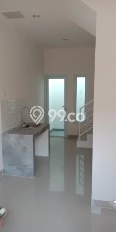 For Sale Hunian Rumah Terawat 4 Kamar di Pisangan Lama, Jakarta Timur For Sale Hunian Rumah Terawat 4 Kamar di Pisangan Lama, Jakarta Timur