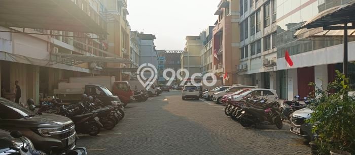 Ruko Bagus Dijual LB 320m2 Lokasi Strategis Jakarta Pusat Area Cocok untuk Berbisnis Ruko Bagus Dijual LB 320m2 Lokasi Strategis Jakarta Pusat Area Cocok untuk Berbisnis