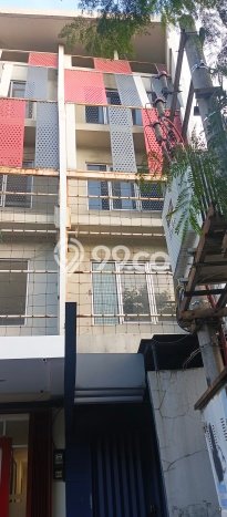 Area Ramai! Ruko Dijual di Kebon Jeruk untuk Bisnis Luas Bangunan 362m2 Area Ramai! Ruko Dijual di Kebon Jeruk untuk Bisnis Luas Bangunan 362m2
