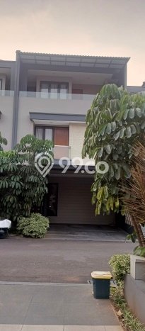 Rumah Mewah Dijual LT 190m2 di Kebon Jeruk, Jakarta Barat Rumah Mewah Dijual LT 190m2 di Kebon Jeruk, Jakarta Barat
