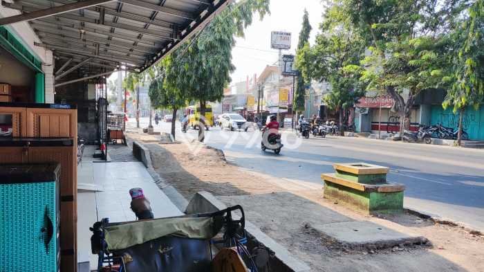 FOR SALE! Ruko di Brebes Brebes, LT 449m2, LB 449m2 FOR SALE! Ruko di Brebes Brebes, LT 449m2, LB 449m2