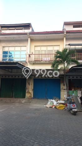 LOKASI TERBAIK! Ruko di , Luas 170m2m², Area Komersial LOKASI TERBAIK! Ruko di , Luas 170m2m², Area Komersial