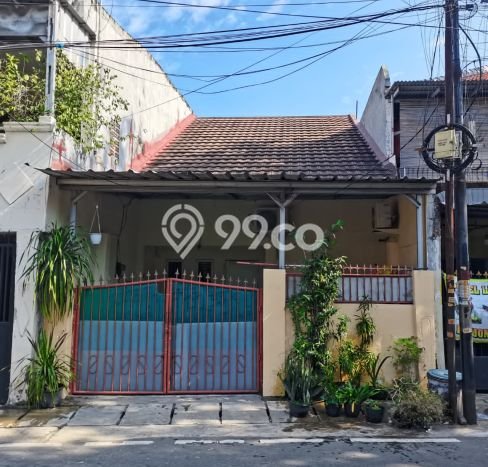 Dijual Rumah 4 Kamar Lokasi Ideal Nyaman dan Strategis di Kemayoran Dijual Rumah 4 Kamar Lokasi Ideal Nyaman dan Strategis di Kemayoran