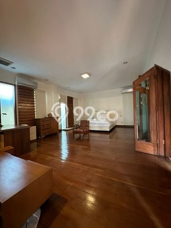 Hunian Mewah Dijual LT 1200m2 di Menteng, Jakarta Pusat Hunian Mewah Dijual LT 1200m2 di Menteng, Jakarta Pusat